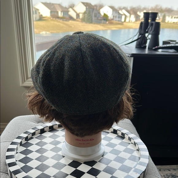 Harris Tweed Newsboy Cap - Picture 3 of 6